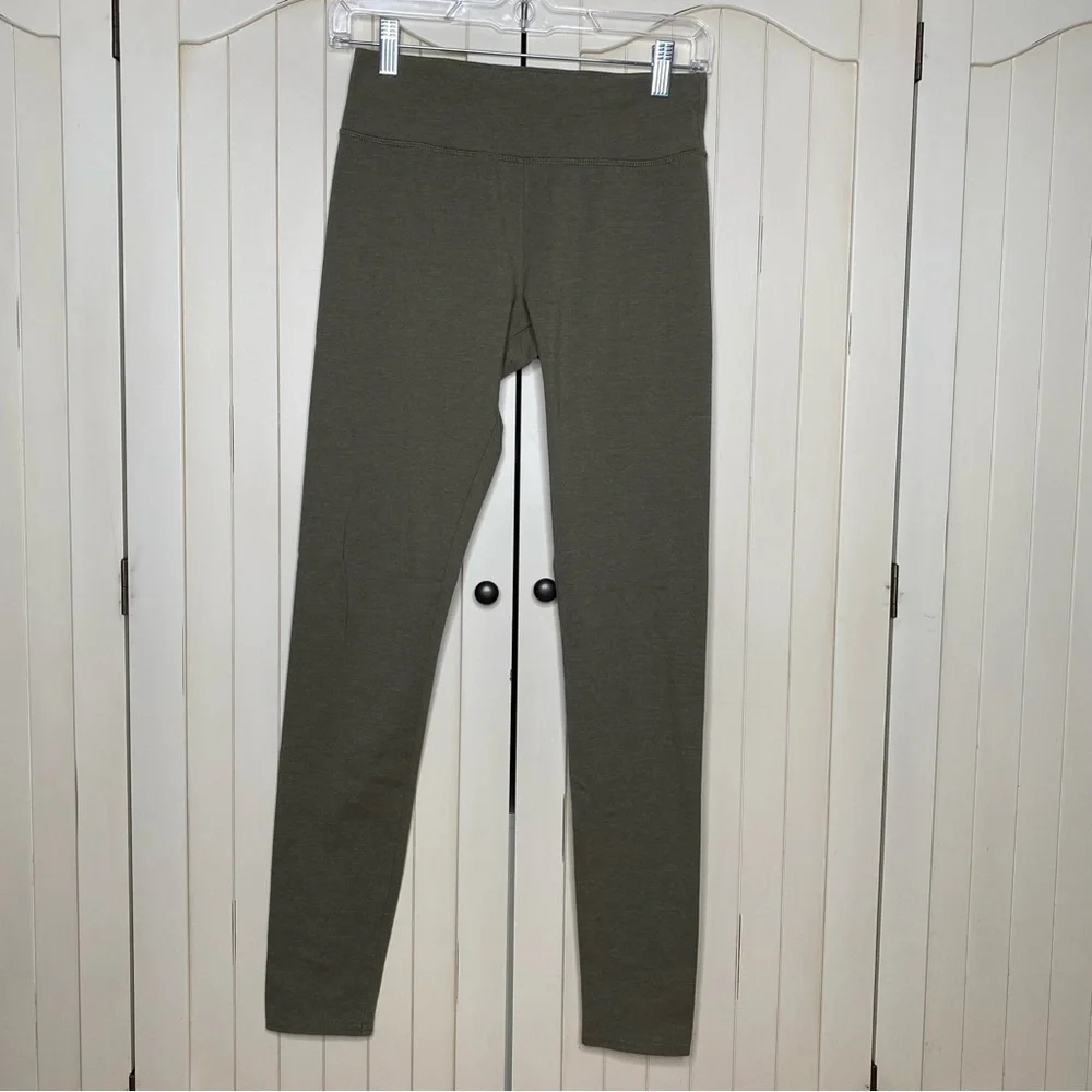 Aerie Olive Green Leggings Size Medium Long - Picture 1 of 6